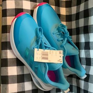 Adidas FortaRun K size 6 in youth 7.5 in women’s